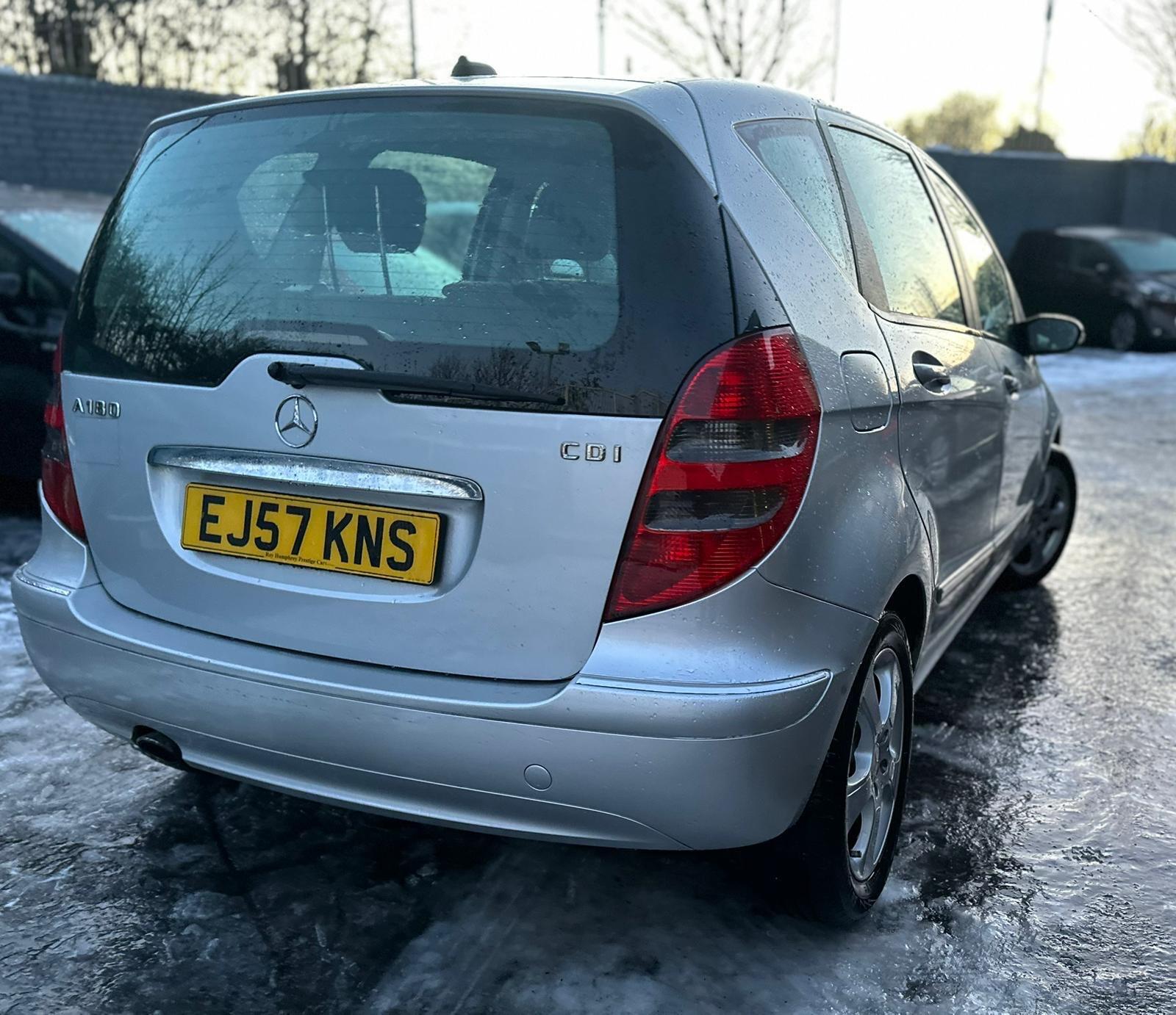 Mercedes-Benz A Class - 2.0 A180 CDI Avantgarde SE CVT 5dr - Hatchback (2008 - 2012) Image